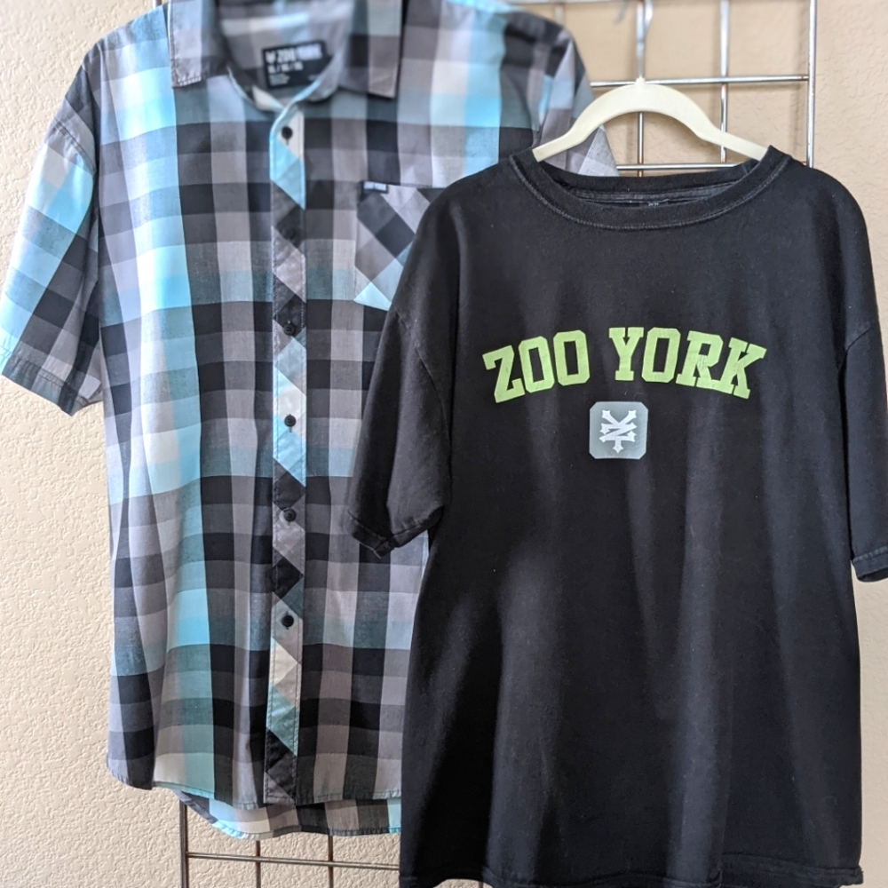 Two Zoo New York Shirts.  Size: XL